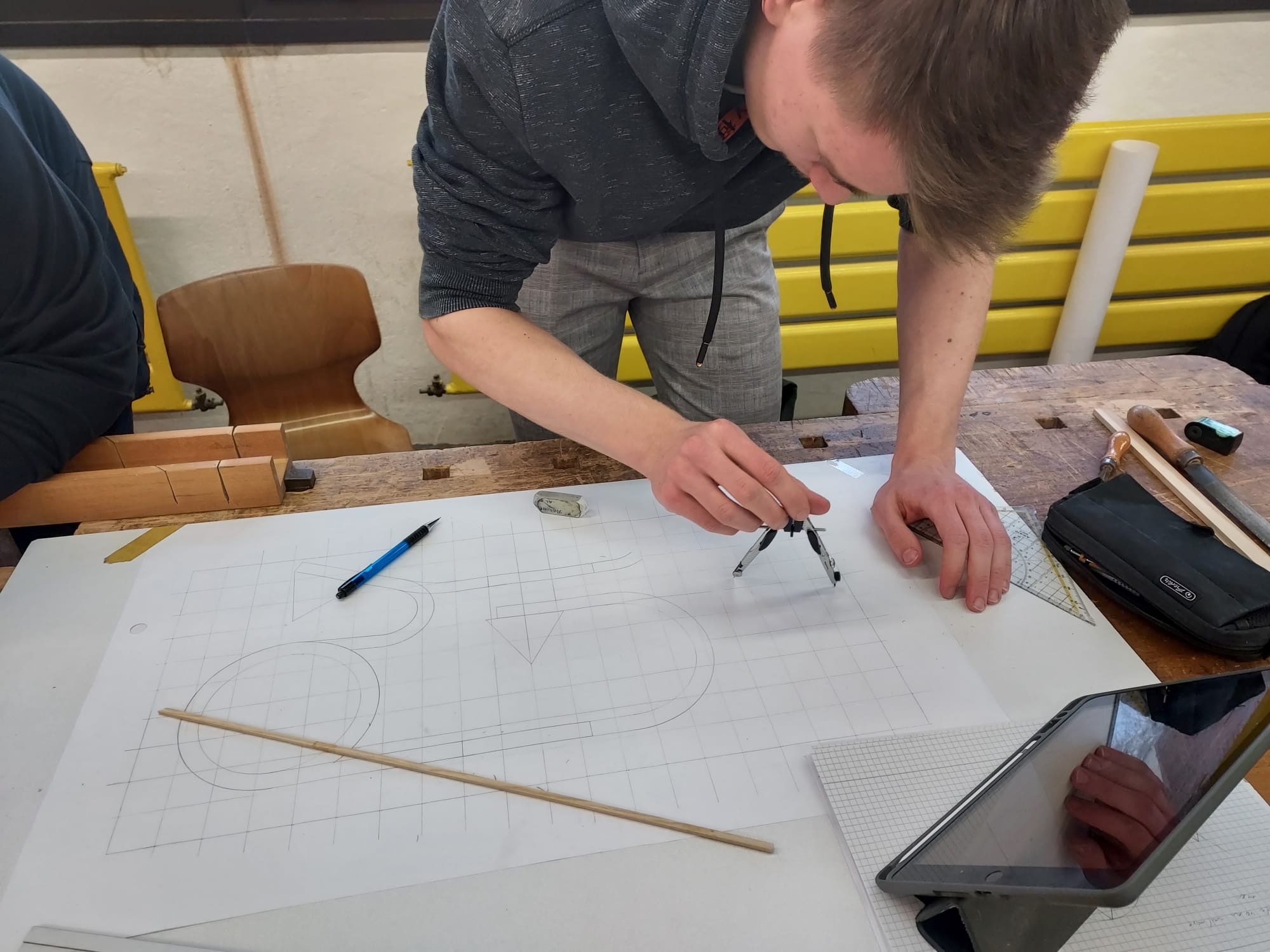 5ab9eff8-8b10-4d5f-b4b9-3228fe3f561f